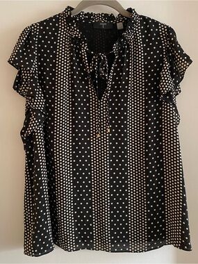 Tahari Black and Cream Polka Dot top NWT size XL